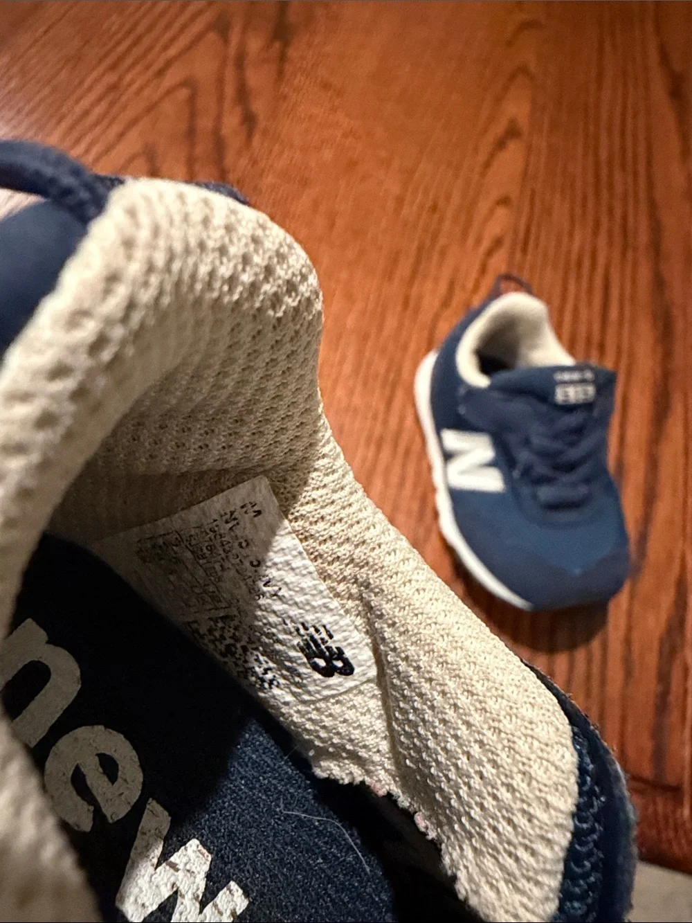 New-B by New Balance Kids 515 Navy and White Mesh Sneakers Velcro